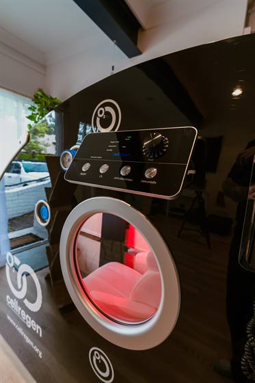 The hyperbaric chamber control panel